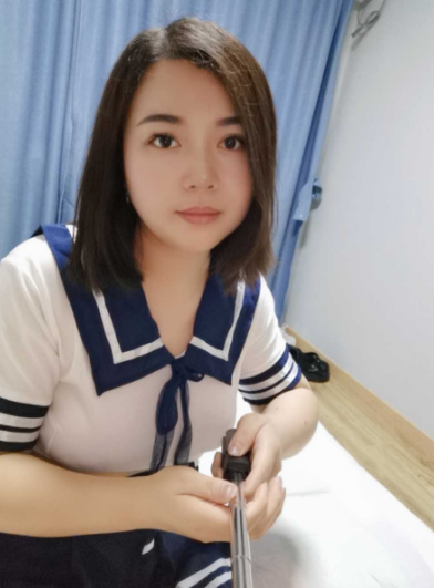 曹路镇贡献个老师