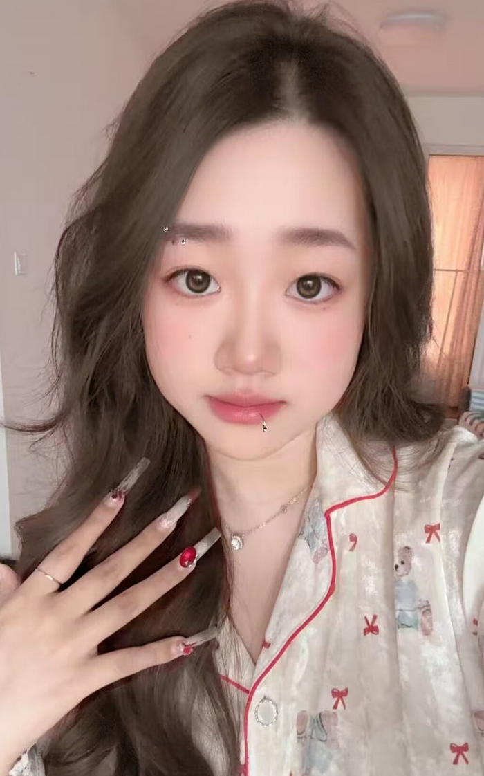 河北小鱼 挺年轻 总得来说 还可以